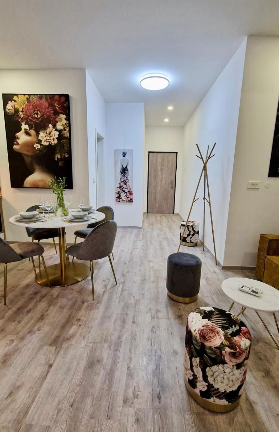 Ljubljana Central Cozy Apartment W Free Parking Exteriér fotografie
